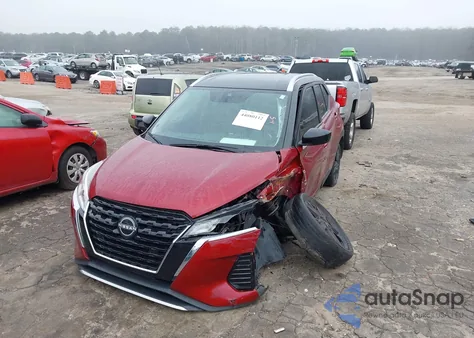 2023 Nissan Kicks Sv Xtronic Cvt z USA, uszkodzony, nr VIN 3N1CP5CV0PL535116